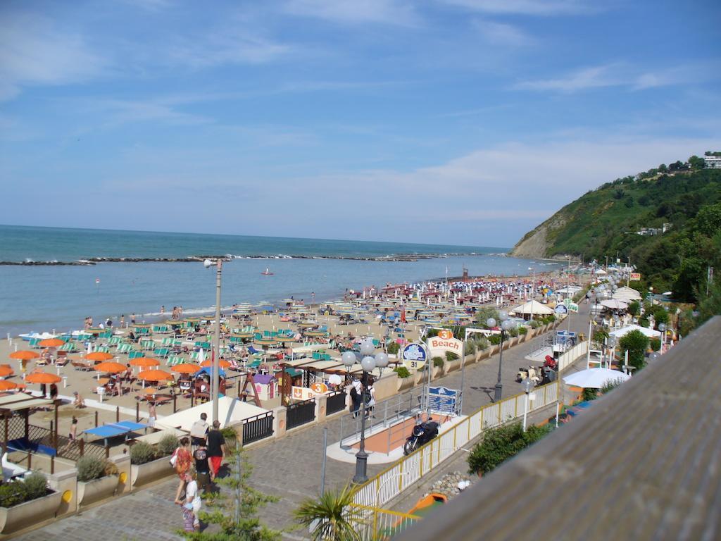 Hotel Lido Gabicce Mare Esterno foto