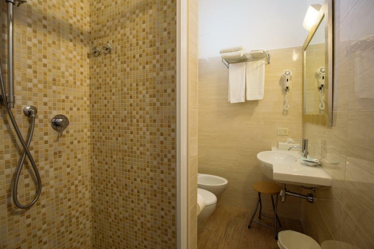 Hotel Lido Gabicce Mare Esterno foto