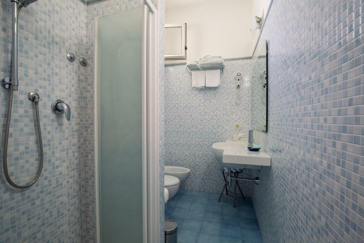 Hotel Lido Gabicce Mare Esterno foto