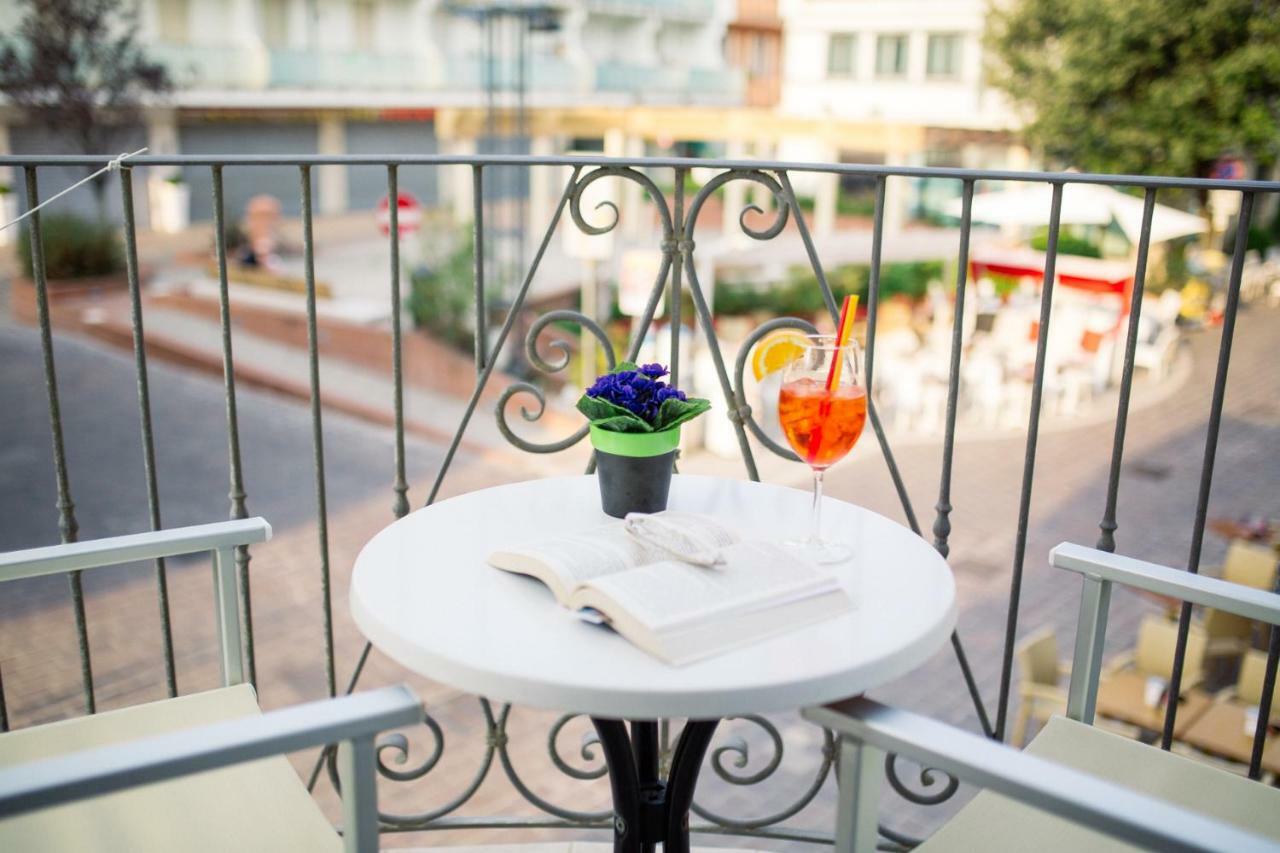 Hotel Lido Gabicce Mare Esterno foto